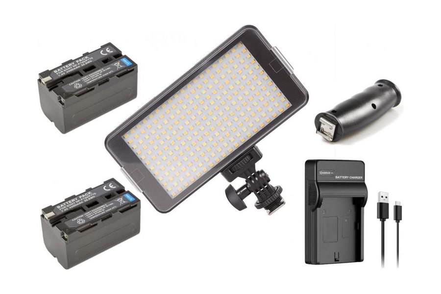 Комплект накамерного света KingMa LED-228A Pro (LED-панель - 1, Аккумулятор NP-F750 - 2, Зарядное - 1, Ручка-держатель -1)